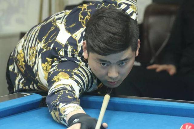 频频发起进 频频发起进